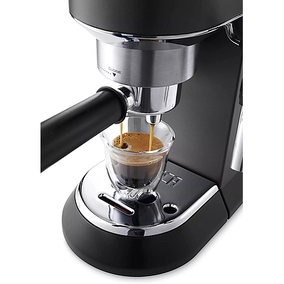 ესპრესოს აპარატი Delonghi EC685.BK შავი