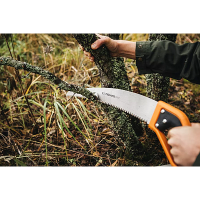 D Handle Saw SW47 Fiskars (6411501200273) Black / Orange
