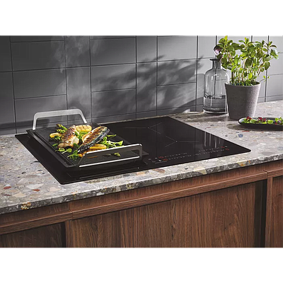 Built-In Electric Hob Electrolux IPEL6453KC Black