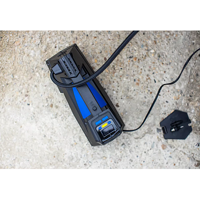 Car Digital Tire Inflator Michelin 4x4/SUV (12312) - Black